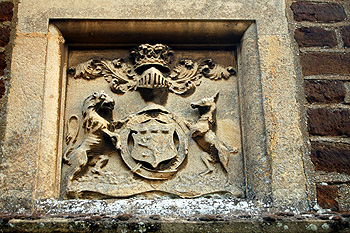 The Bedford arms over the door into the old school at Woburn May 2012